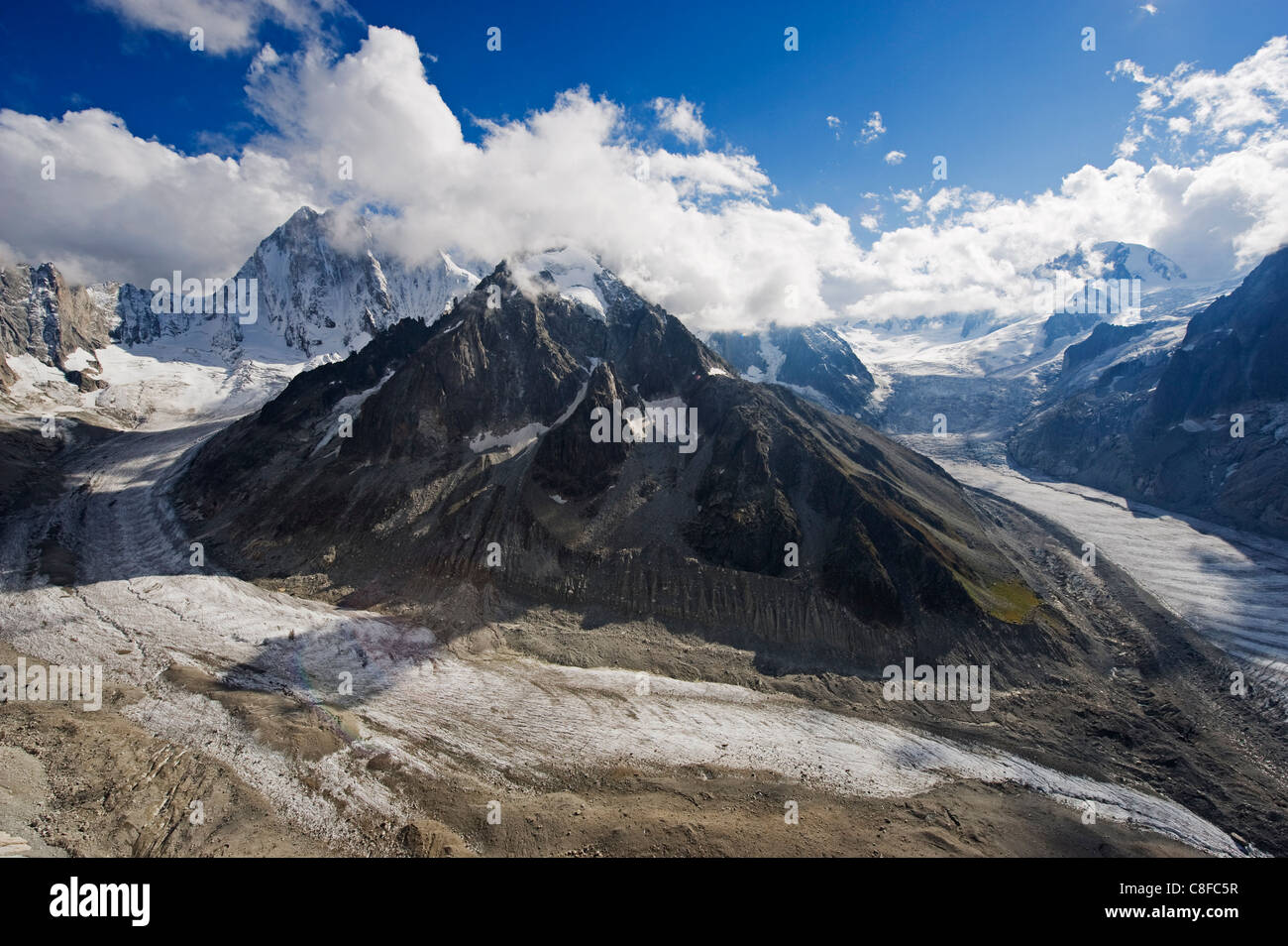 Mer de Glace ghiacciaio, Mont Blanc range, Chamonix, sulle Alpi francesi, Francia Foto Stock