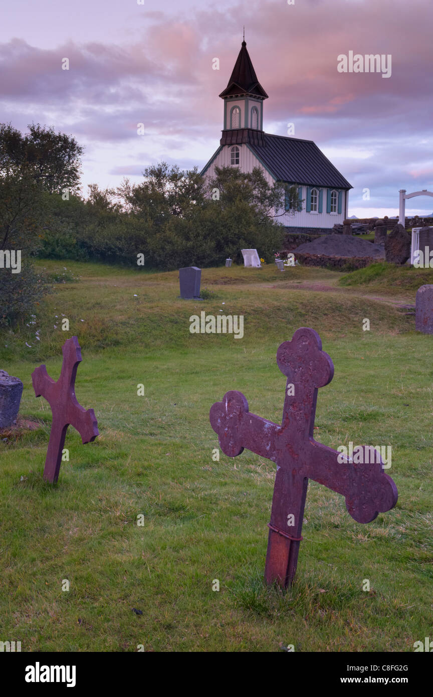 In Islanda il Cimitero Nazionale vicino a Thingvellir chiesa a Thingvellir National Park, sito Patrimonio Mondiale dell'UNESCO, Sudurland, Islanda Foto Stock