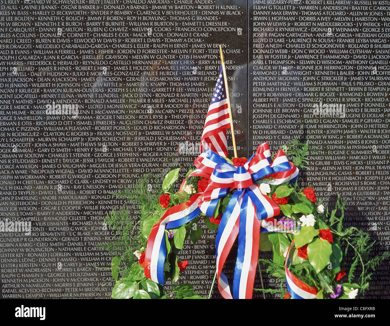 Vietnam Veterans Memorial Wall presso il Memoriale dei Veterani del Vietnam, il National Mall di Washington DC, Stati Uniti d'America Foto Stock