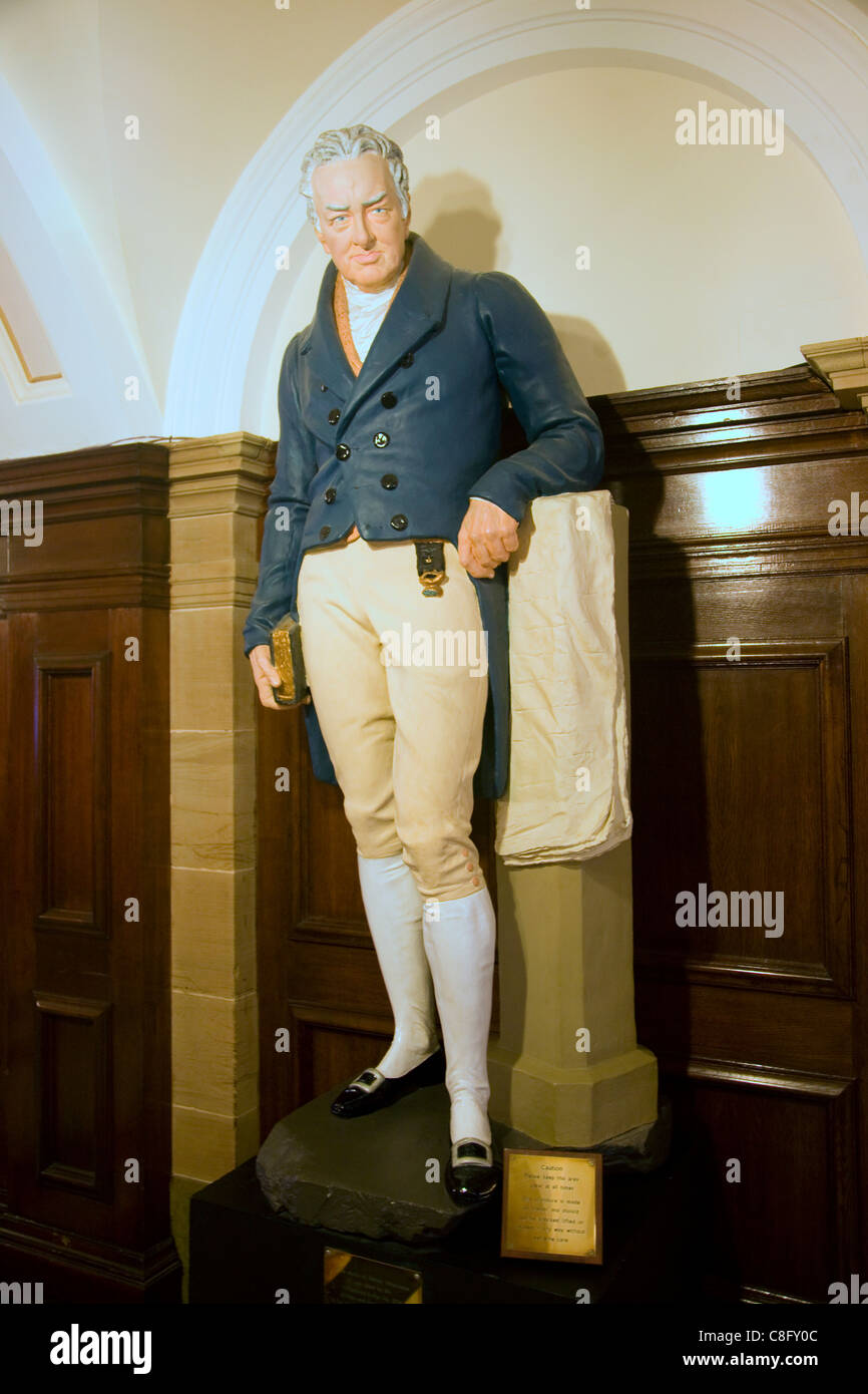 William Wilberforce statua dentro la Guildhall, Hull, Yorkshire, Inghilterra Foto Stock