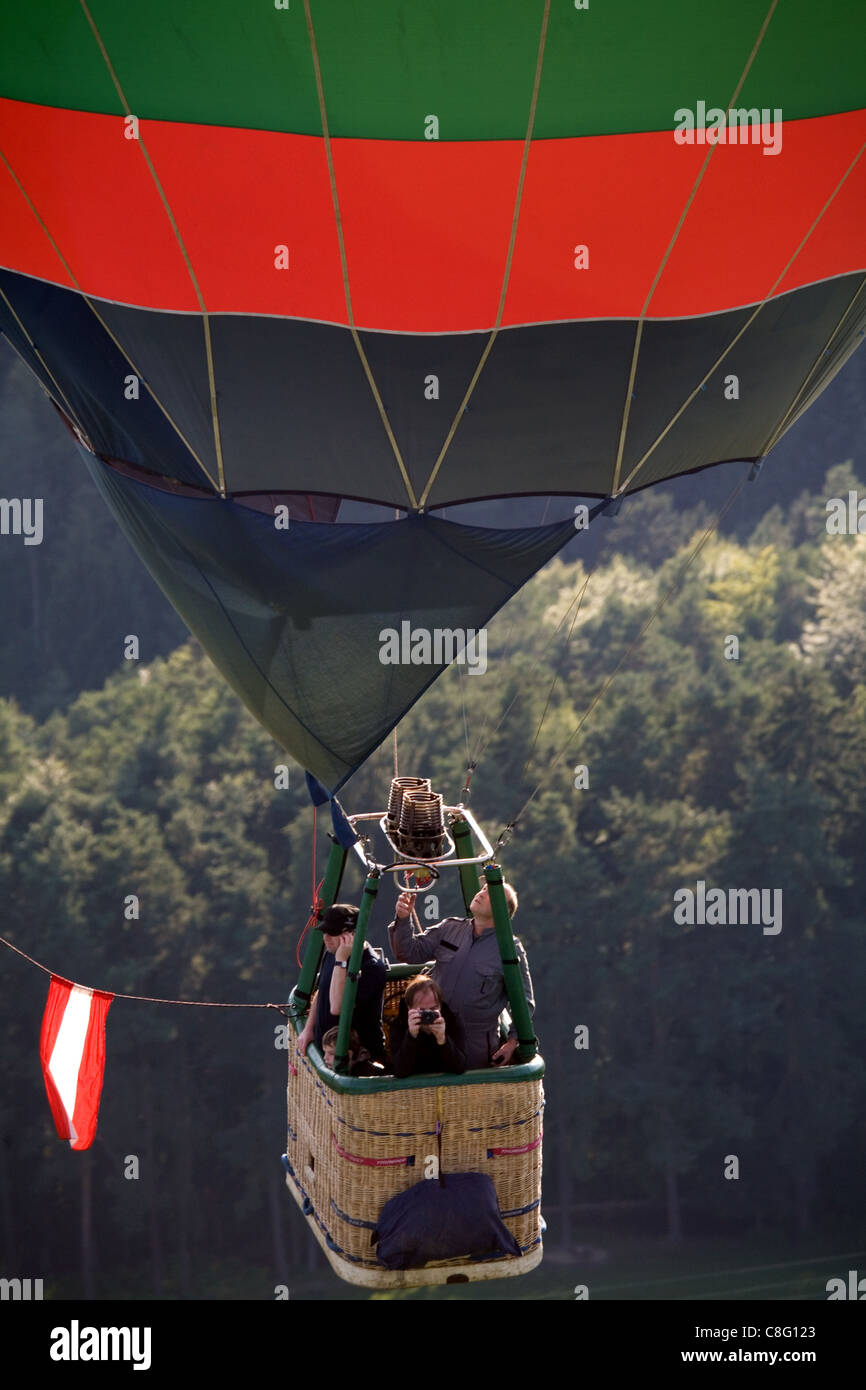 Hot Air Balloon Festival - Primagaz Ballonweek Stubenberg am See, Austria Foto Stock