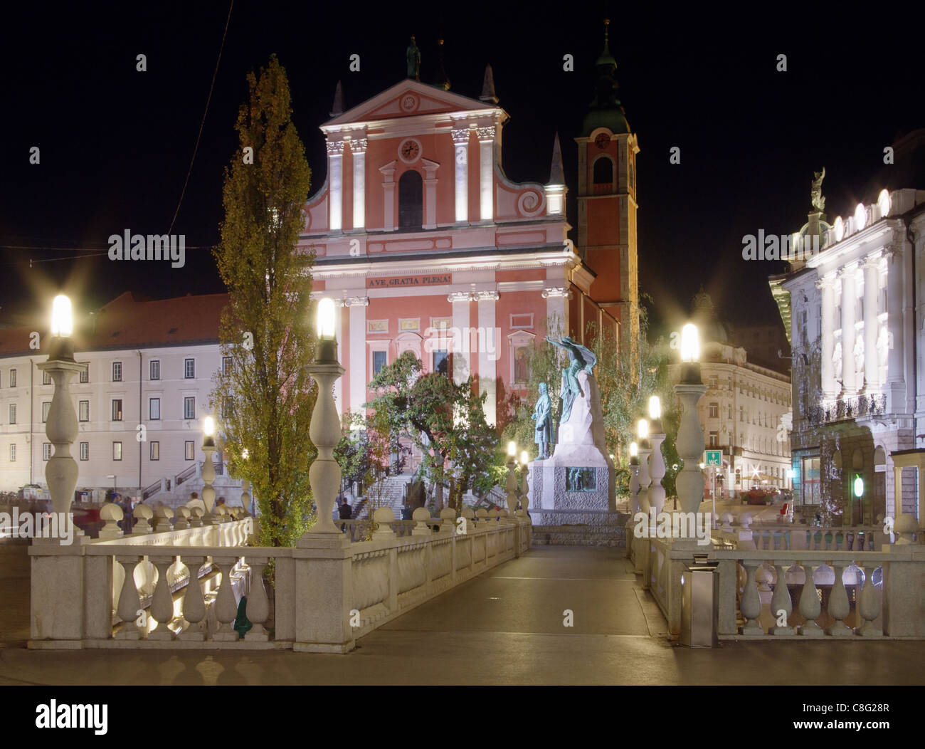 Lubiana centro città di notte. Foto Stock