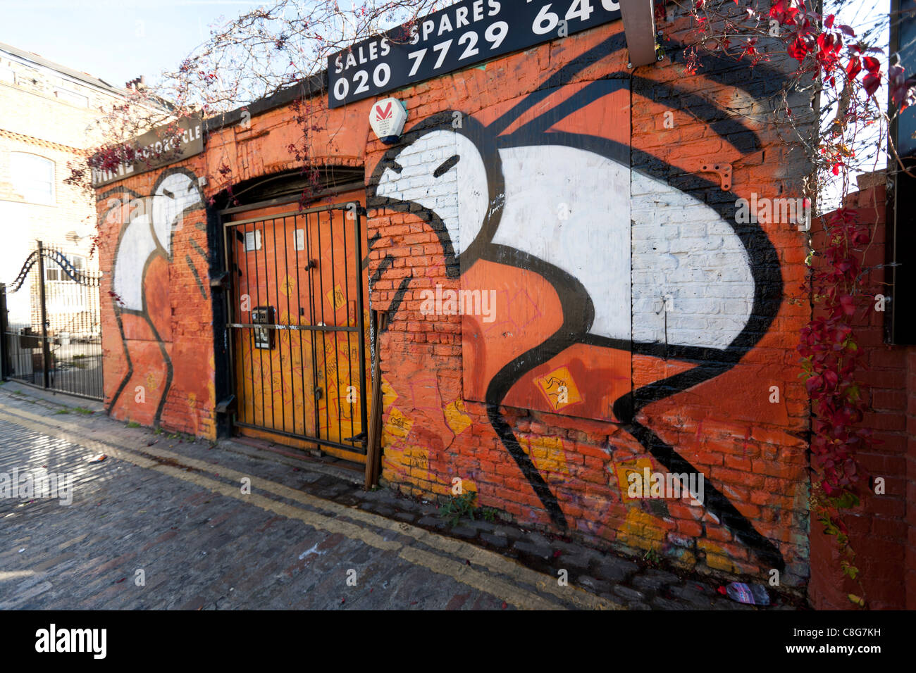 Arte di strada da Stik, Grimsby Street, Londra, Regno Unito. Foto Stock