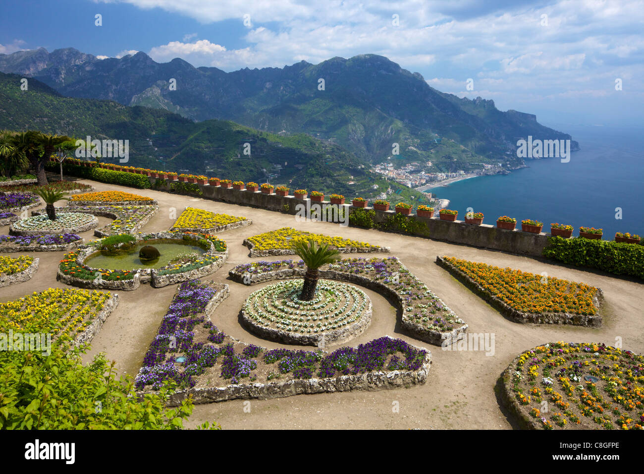 Vista dalla Villa Giardini Rufolo, Ravello, Amalfi, Sito Patrimonio Mondiale dell'UNESCO, Campania, Italia Foto Stock