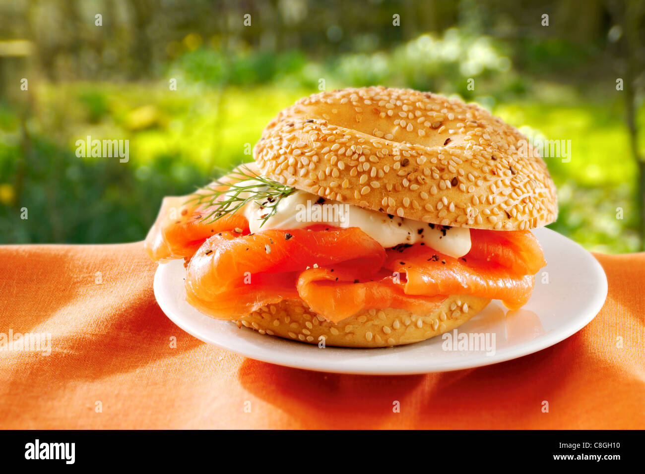 Salmone affumicato e maionese bagel. Foto Stock