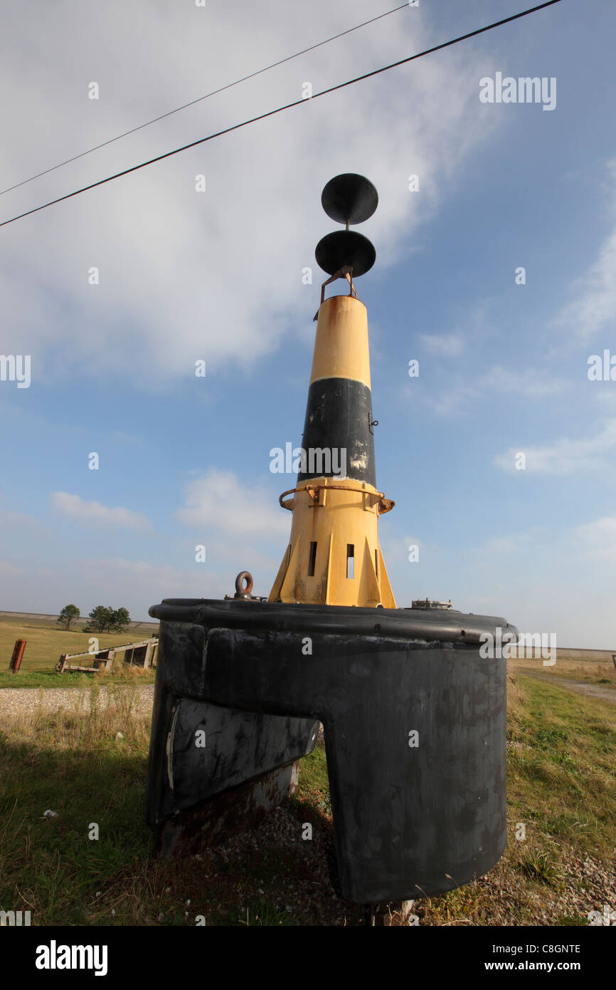 Westerly Cardinale Marchio di navigazione, a terra a Lowestoft Maritime Museum, Suffolk, Regno Unito Foto Stock