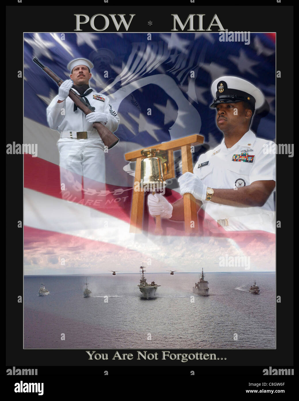 Attività della flotta degli Stati Uniti Sasebo Giappone (6 agosto 2003) -- una composizione grafica che raffigura marinai statunitensi che onorano i compagni caduti durante una cerimonia del Memorial Day a Soto Dam, Giappone. Foto Stock