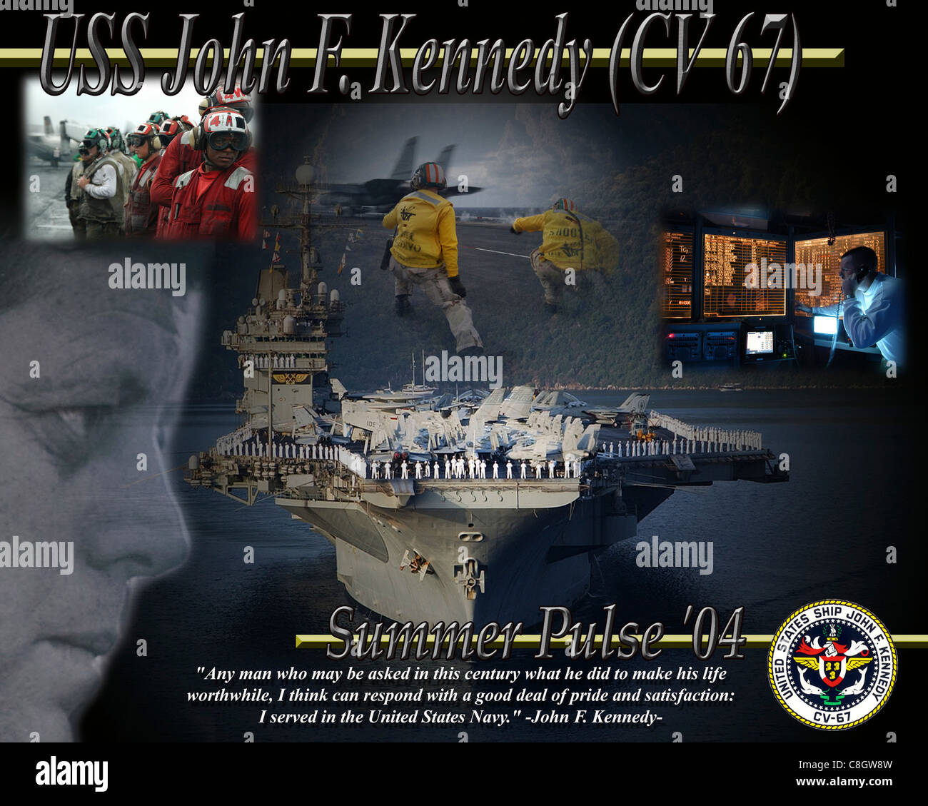 A bordo della USS John F. Kennedy (5 luglio 2004) - grafica originale prodotta da fotografi della Marina e disegnatore illustratore durante gli esercizi a sostegno di Summer Pulse 2004. Summer Pulse è lo schieramento simultaneo di sette gruppi di scioperi di portaerei (CSG), che dimostrano la capacità della Marina di fornire un potere di combattimento credibile in tutto il mondo, in cinque teatri con altre forze militari degli Stati Uniti, alleate e di coalizione. Summer Pulse è il primo impiego della Marina nell'ambito del suo nuovo piano di risposta della flotta (FRP). Foto Stock