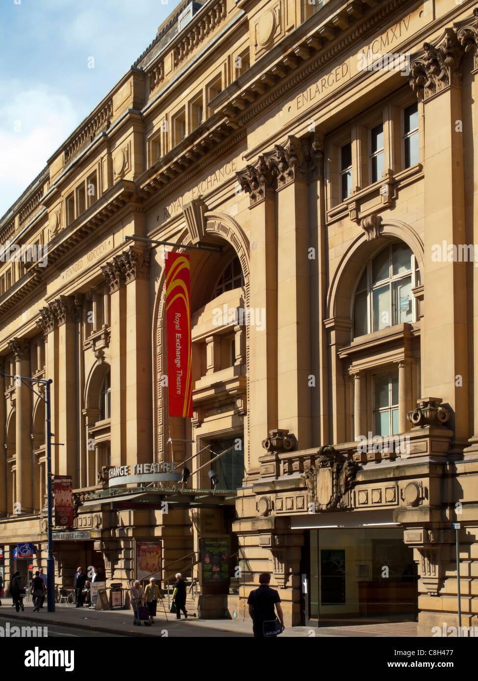 Il Royal Exchange Theatre nel centro della città di Manchester Inghilterra England Regno Unito Foto Stock