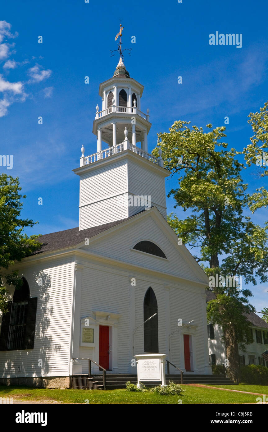 Legno bianco chiesa Castine Maine Foto Stock