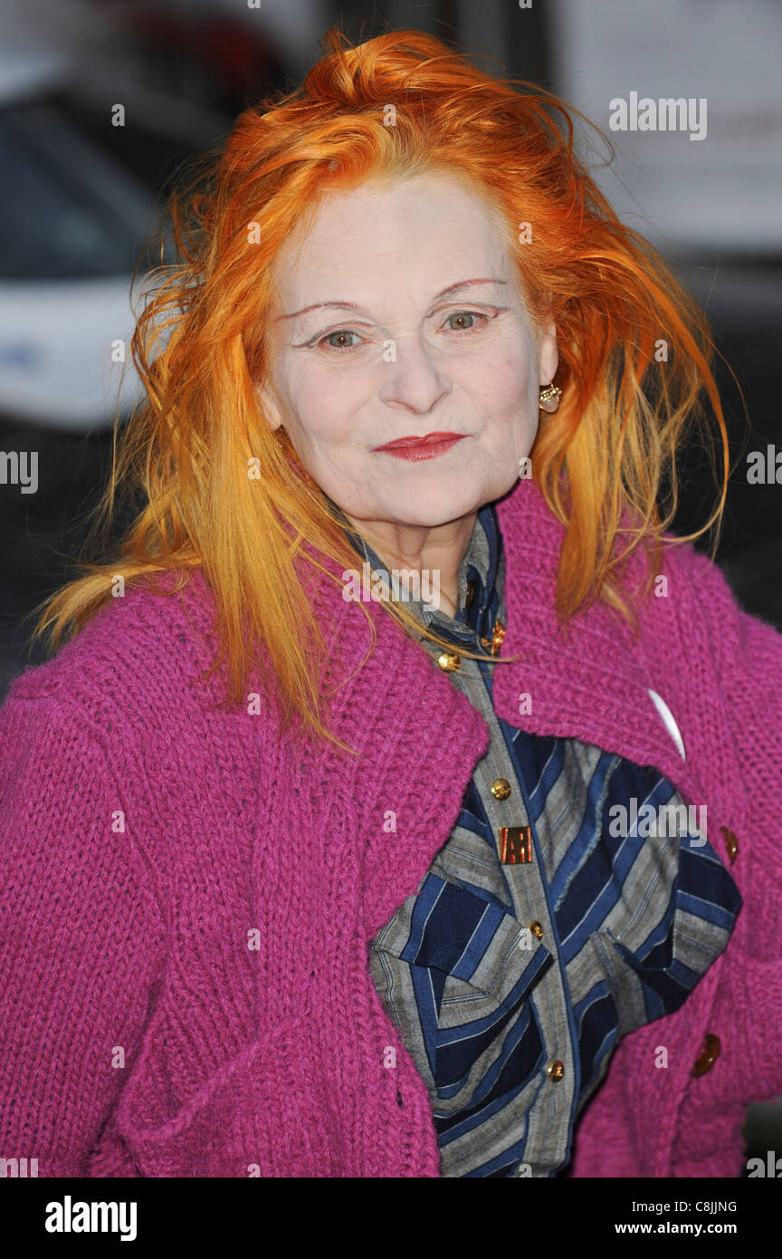Vivienne Westwood assiste la premiere di 'l'età di stupido' nel quadrato di Leicester, Londra, 15 marzo 2009. Foto Stock