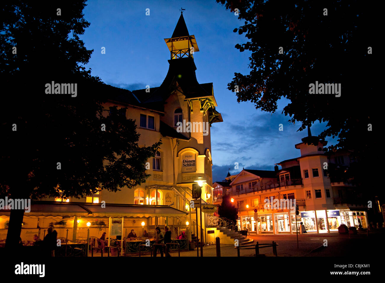Speciale stile historist Baederarchitektur Architettura di Duenen Hotel Schloss a Zinnowitz, isola di Usedom, Germania Foto Stock
