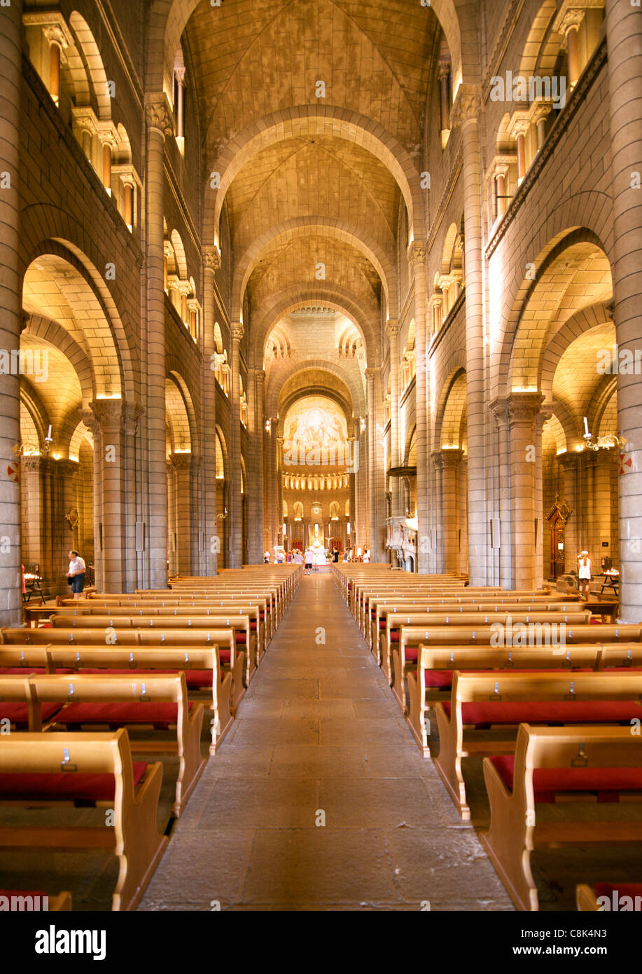 Interno della Cathédrale Notre-dame-Immaculée (Cattedrale di Nostra Signora dell Immacolata Concezione) aka cattedrale di Monaco. Foto Stock