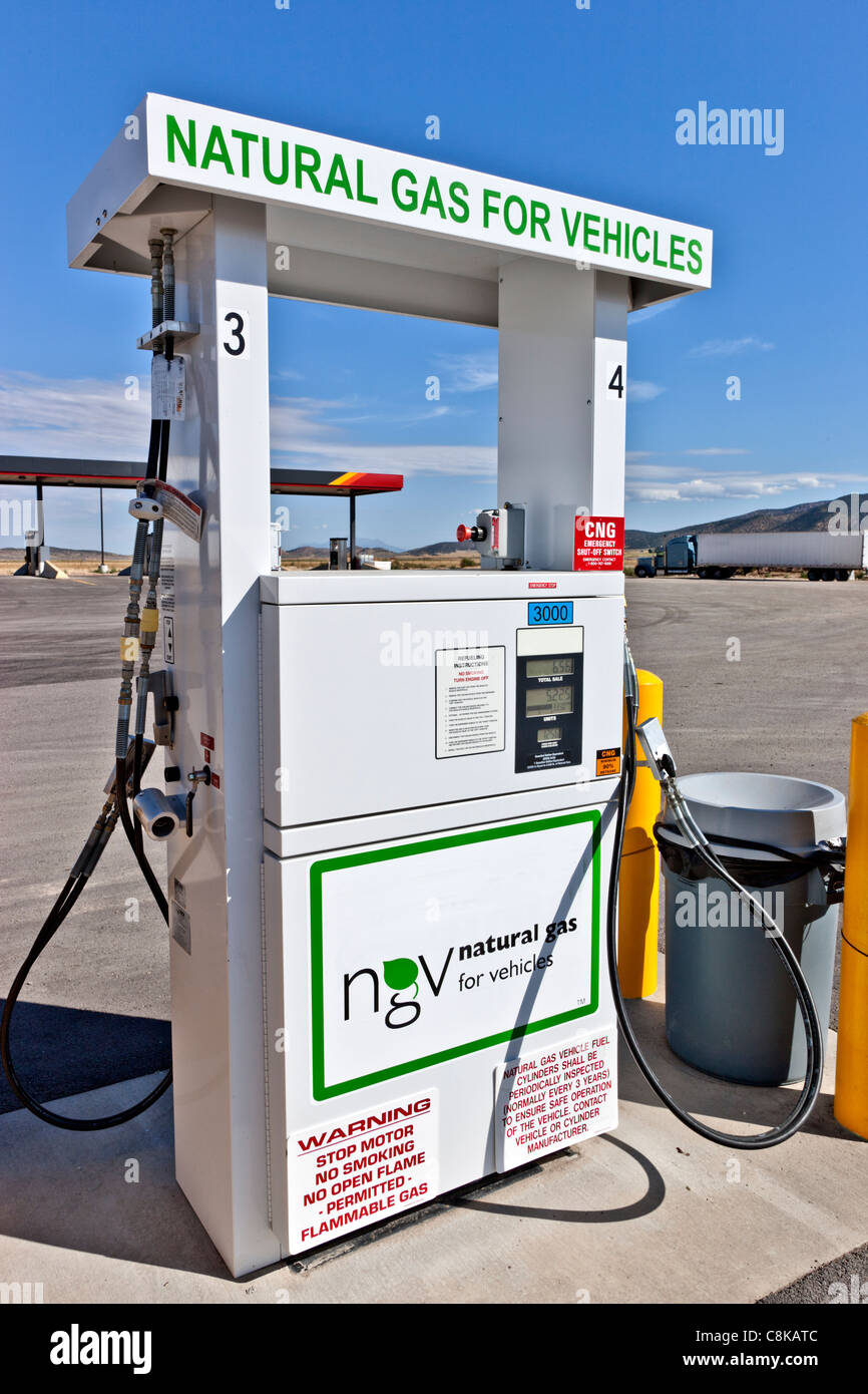 Il gas naturale della pompa carburante per veicoli Foto Stock