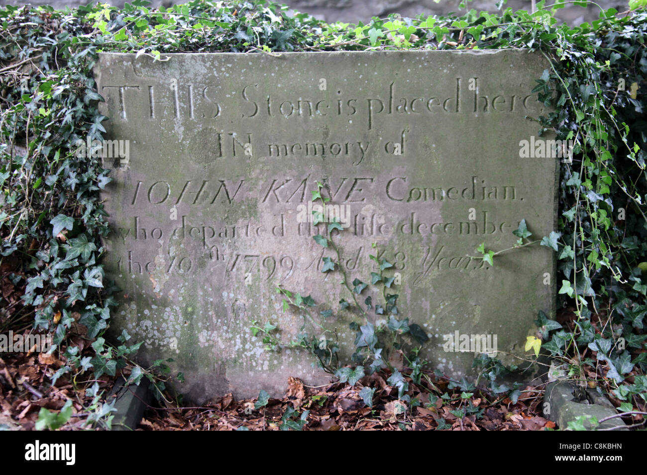 La Tomba di Giovanni Kane in Buxton che morì dopo aver mangiato la cicuta invece di rafano Foto Stock