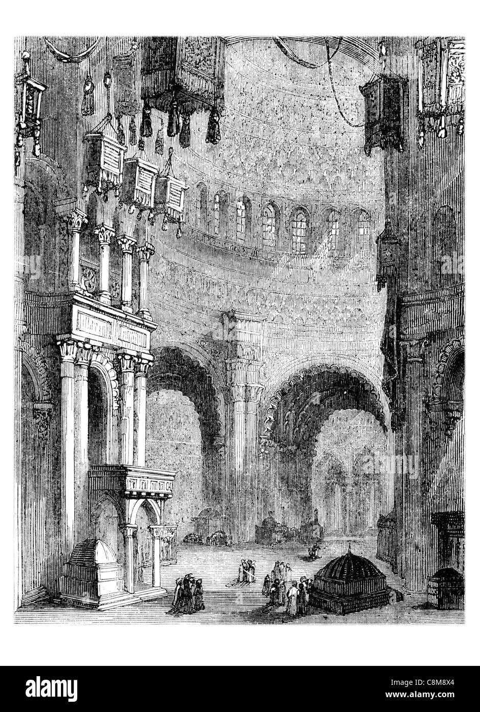 Archi moreschi Dome muqarnas islamica arco a ferro di cavallo cupole voussoirs merlato lancet ogee cortile piastrellato di decorazione di piastrelle Foto Stock