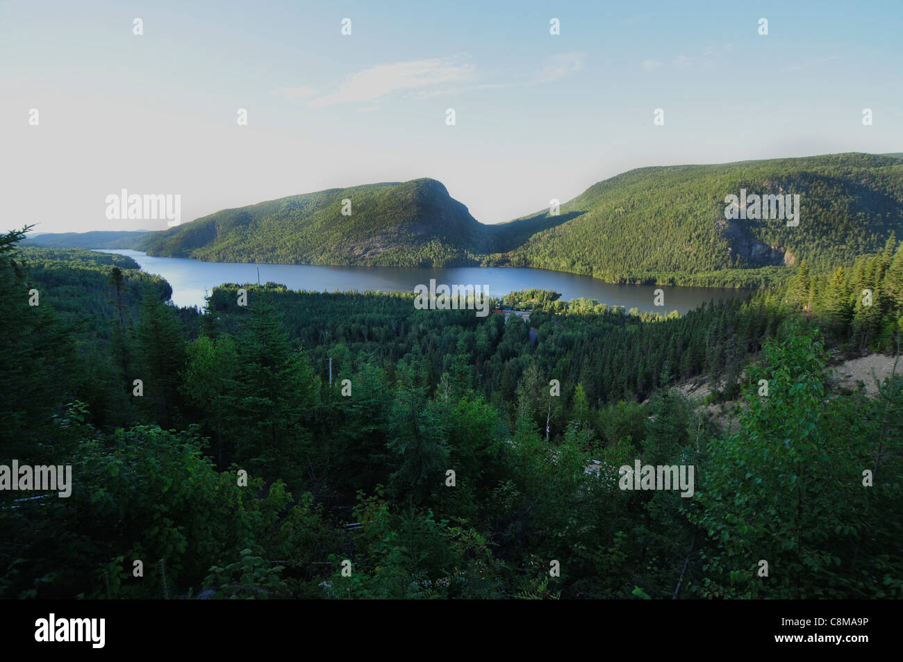 Un pittoresco sul Lago di Saguenay del Québec in Canada. Foto Stock