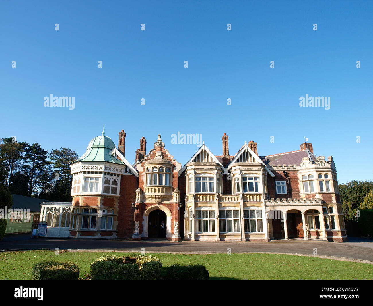 Il Mansion, Bletchley Park, Bletchley. Home della seconda guerra mondiale che codebreakers incrinato Enigma e altri codici. Foto Stock
