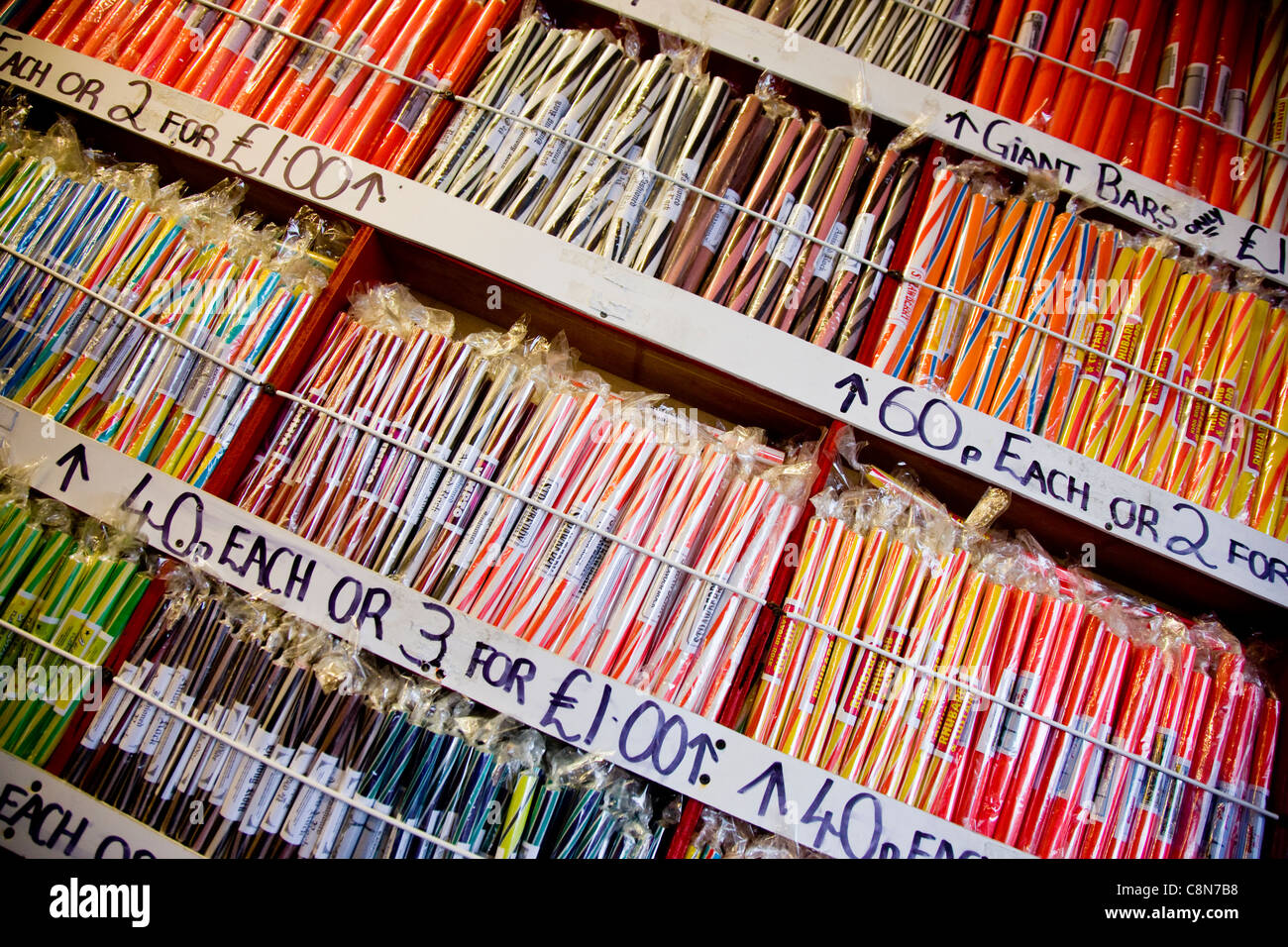 Mare di roccia o di vera e propria Blackpool rock in vendita a Blackpool, Regno Unito Foto Stock