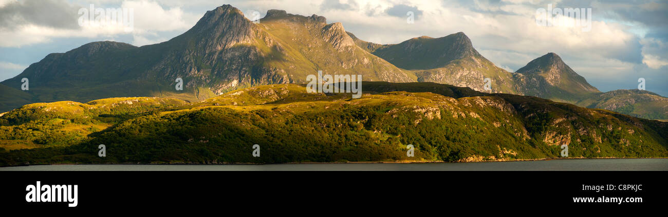 Panorama di Ben fedele al di sopra del Kyle della linguetta, Sutherland, Scotland, Regno Unito. Foto Stock