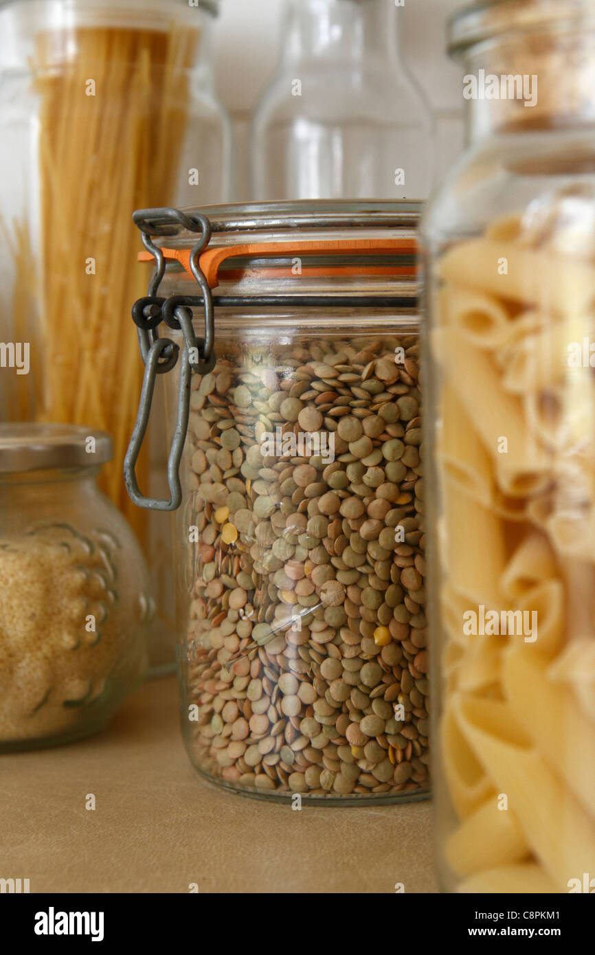 Cucina di vetro vasetti di storage Foto Stock