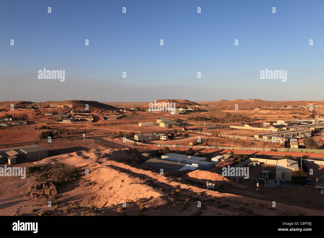 Tramonto sulle colline che circondano Coober Pedy, Sud Australia Foto Stock