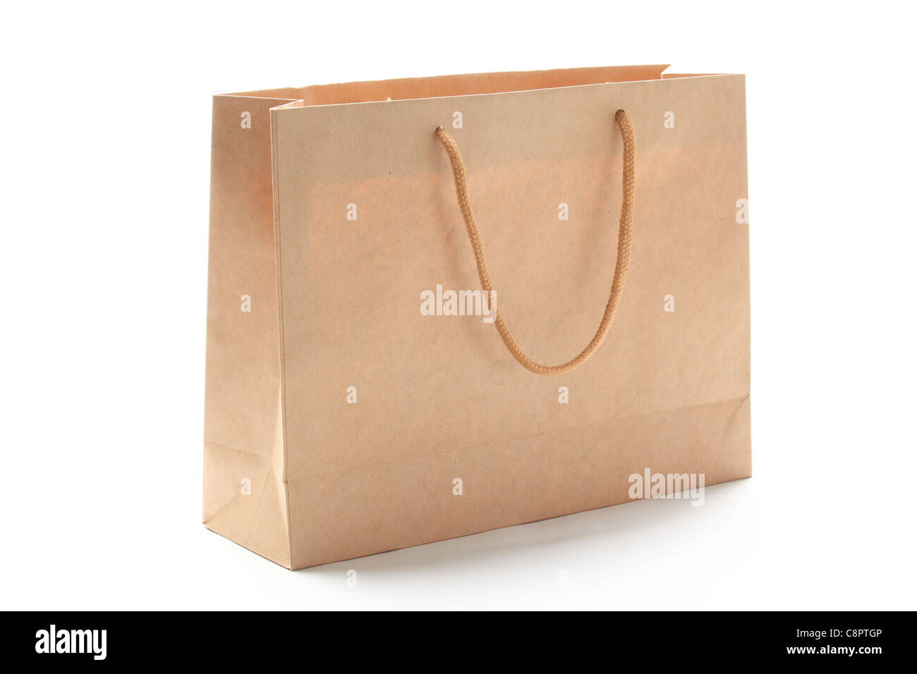 Carta shopping bag isolato su bianco Foto Stock
