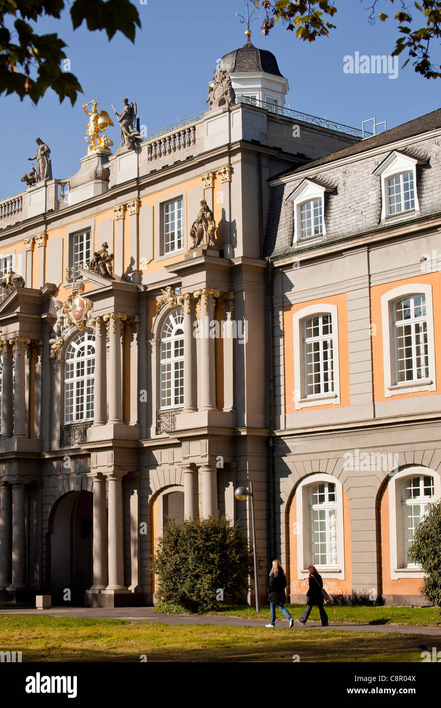 City Gate Koblenzer Tor con museo egizio di Bonn, Renania settentrionale-Vestfalia, Germania, Foto Stock