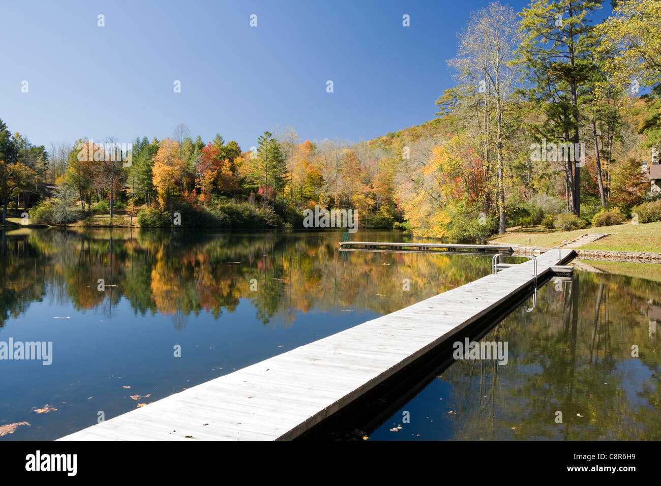 Il lago in Straus Comunità del Parco - Brevard, North Carolina, STATI UNITI D'AMERICA Foto Stock