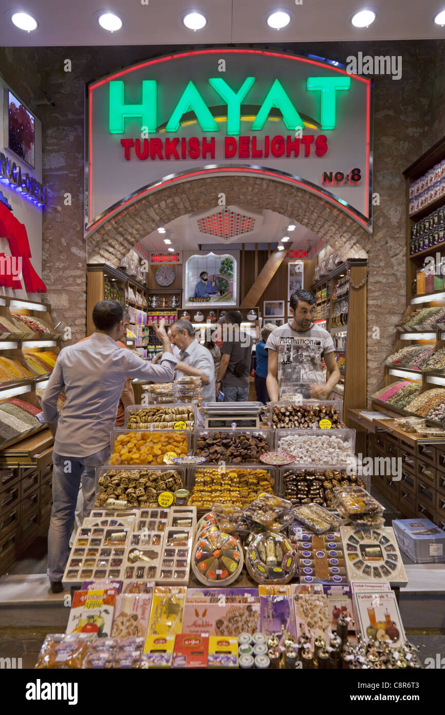 Misir Carsisi e il Bazar delle Spezie, Le delizie turche , Istanbul Turchia Foto Stock