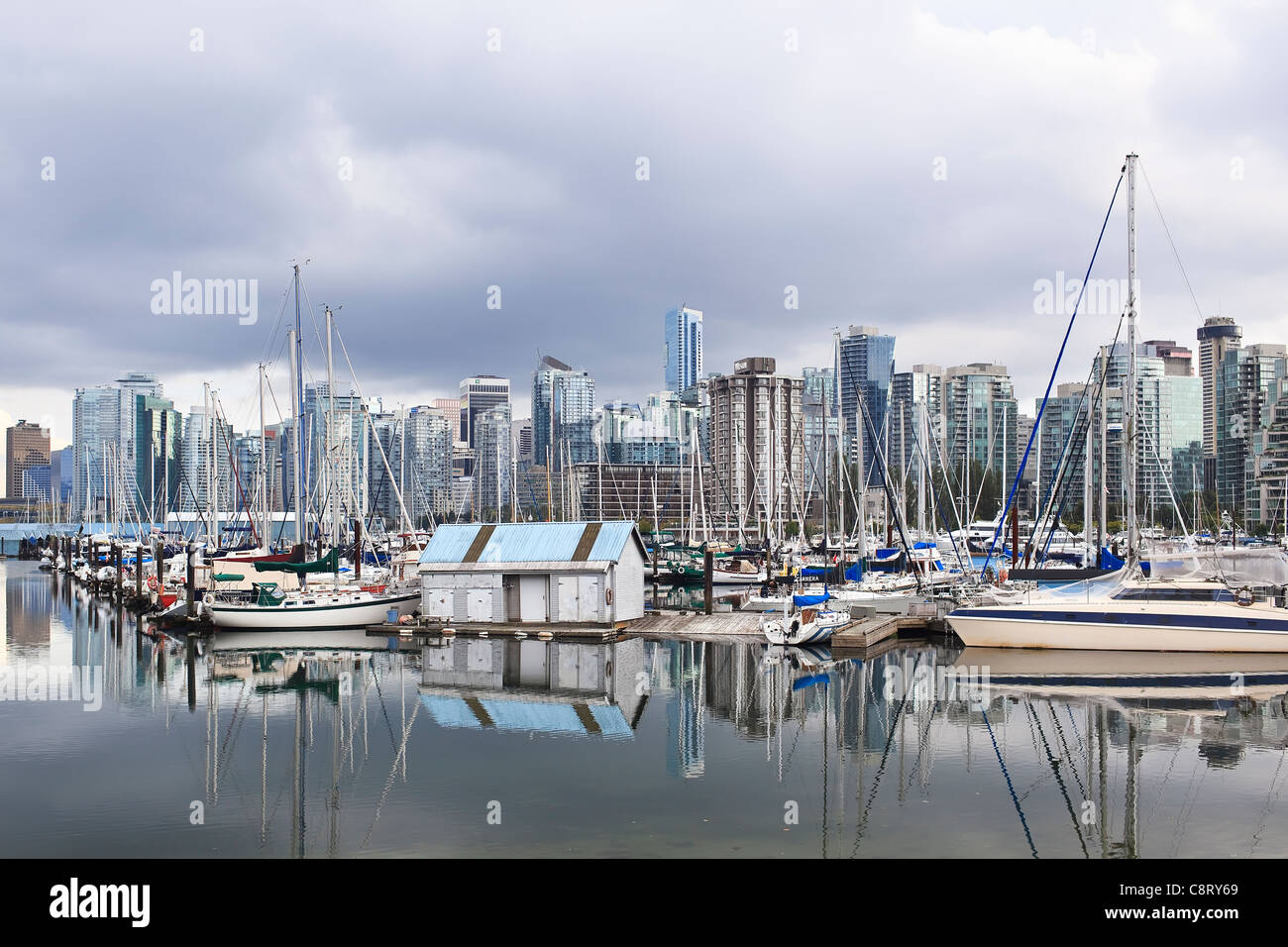Lo skyline di Vancouver e di Coal Harbour. Vancouver, British Columbia, Canada. Foto Stock