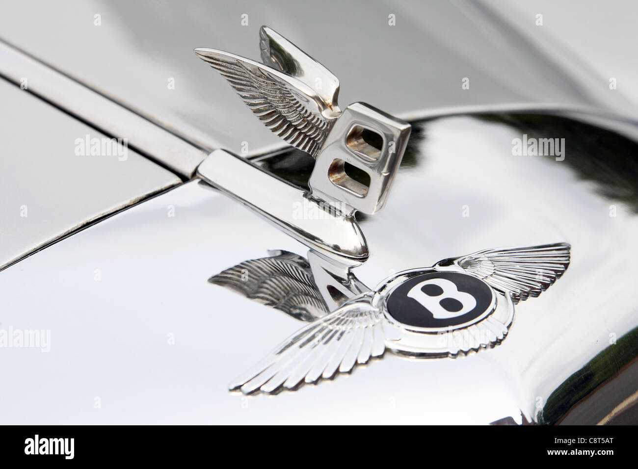 Logo su un vintage Bentley auto. Foto Stock