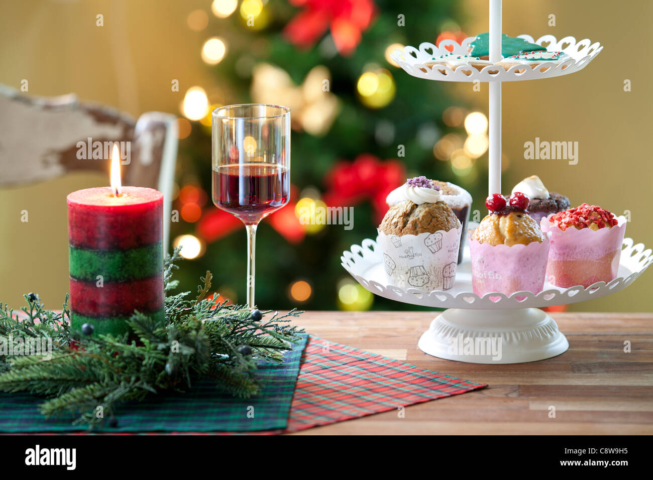 Natale decorativo candela, Wingless e Cup Cake Foto Stock
