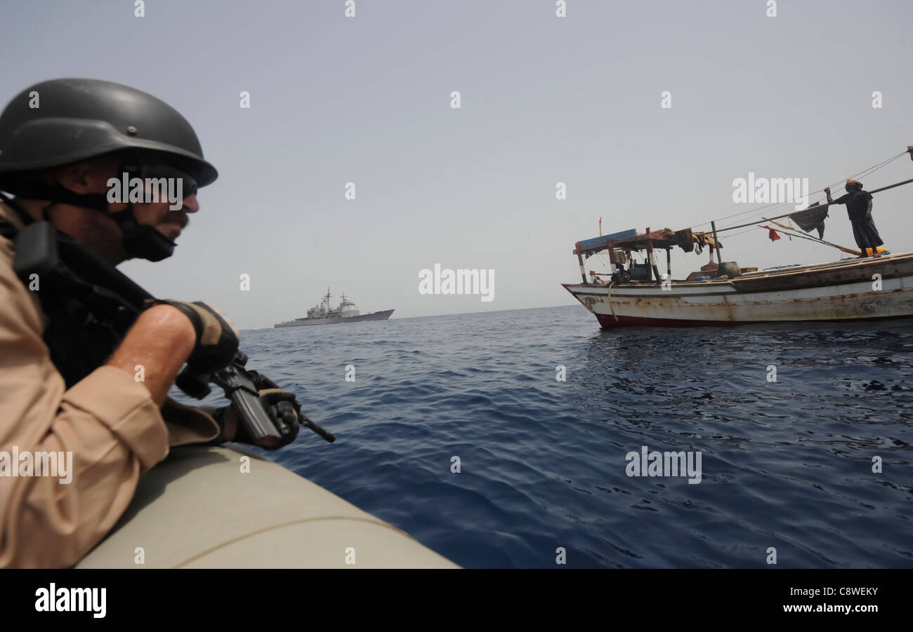 Lotta alla pirateria operazioni nel Mar Rosso e il bacino somalo. Foto Stock