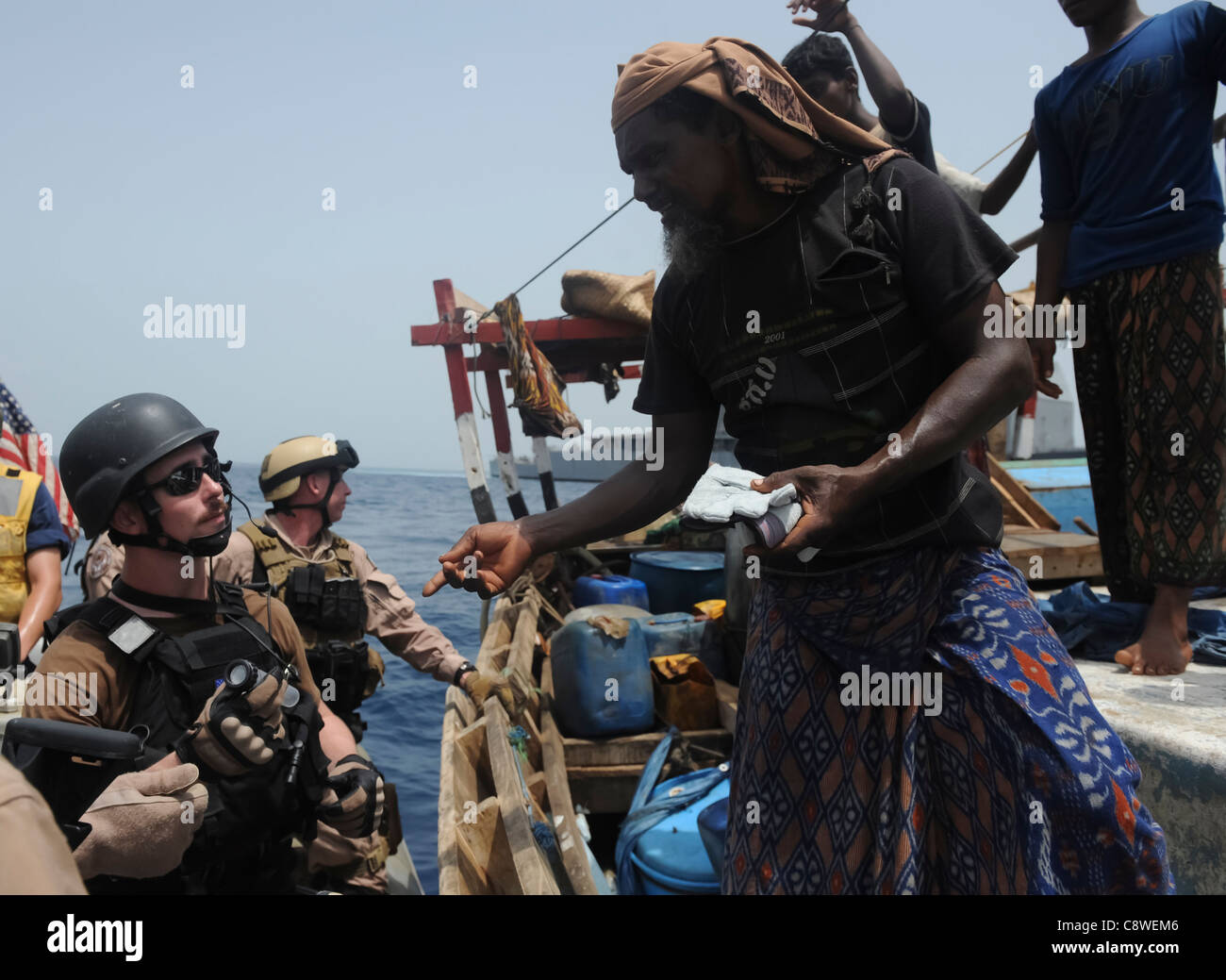 Lotta alla pirateria operazioni in mare rosso e bacino somalo. Foto Stock