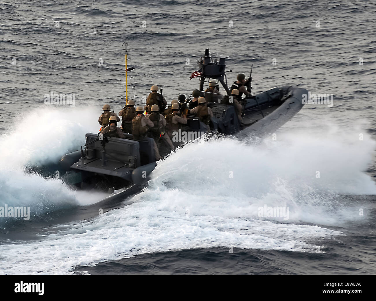 Raid marittimo vigore, approccio la motonave Magellan Star Giovedì, Settembre 9 per recuperarlo dal sospetto di pirati. Foto Stock