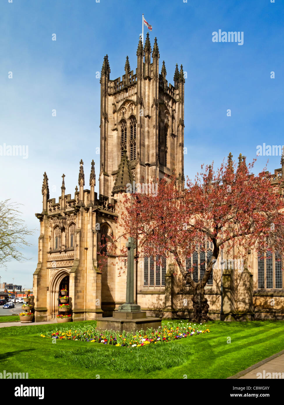 Cattedrale di Manchester su Victoria Street nel centro di Manchester un edificio medievale secondo lo stile gotico perpendicolare Foto Stock