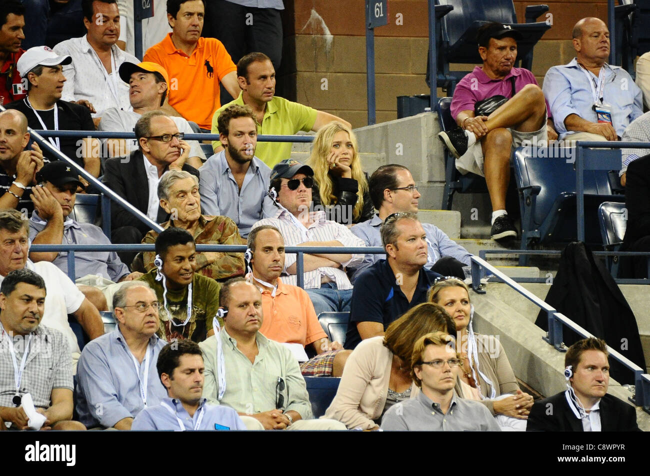 Ashley Olsen presenze in US OPEN 2011 Tennis Championship - MON USTA Billie Jean King National Tennis Center Flushing NY Foto Stock