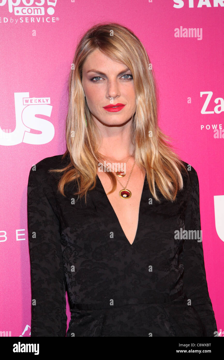 Angela Lindvall presso gli arrivi per US WEEKLY 25 più eleganti di New York del 2011 partito, PH-D al centro Dream, New York, NY Foto Stock