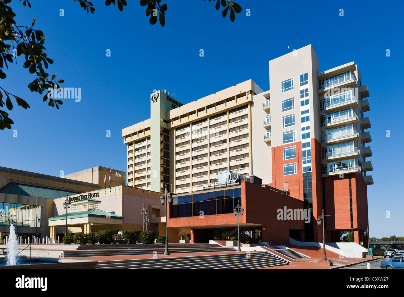 Il Doubletree Hotel, West Markham Street, Little Rock, Arkansas, STATI UNITI D'AMERICA Foto Stock