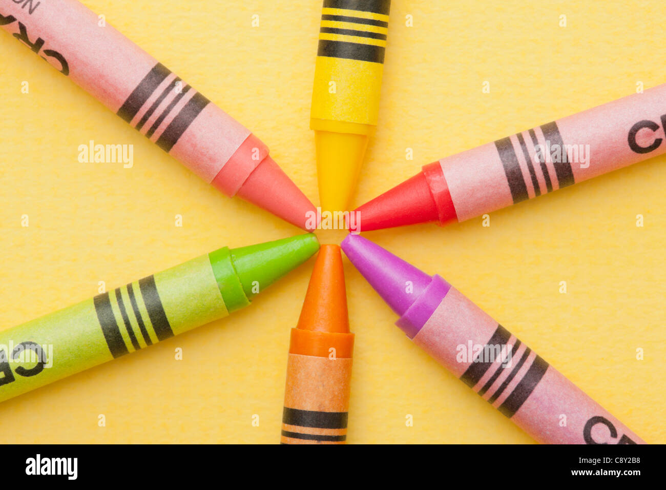 Studio shot multicolore di matite colorate Foto Stock