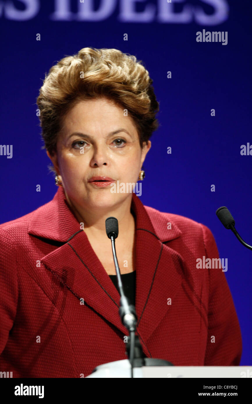 DILMA ROUSSEFF PRESIDENTE DEL BRASILE 04 novembre 2011 PALAIS DE FESTIVAL CANNES FRANCIA Foto Stock