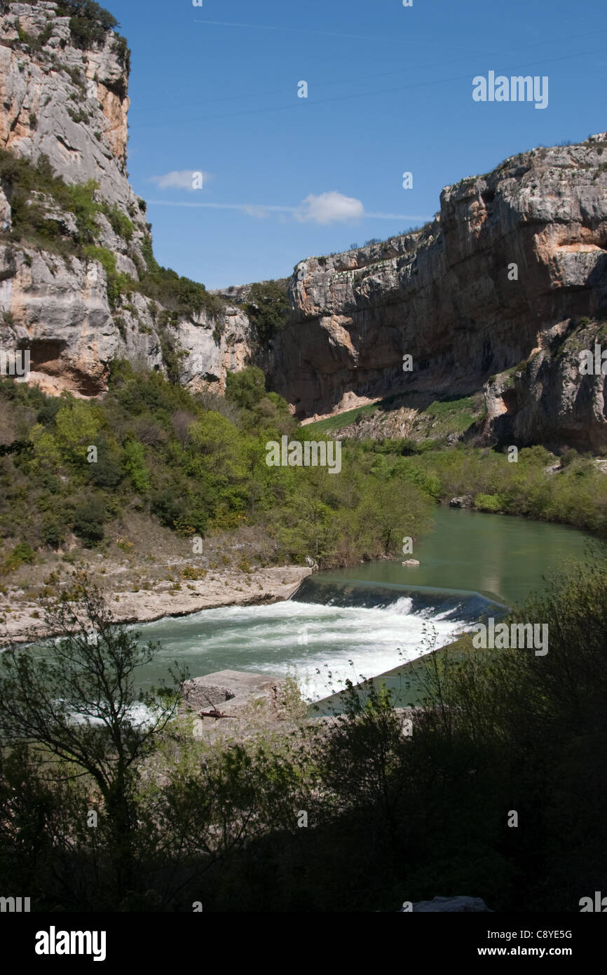 La Foz de Lumbier gorge in Aragona, Spagna, è un ottimo posto per vedere il grifone e avvoltoi egiziano Foto Stock