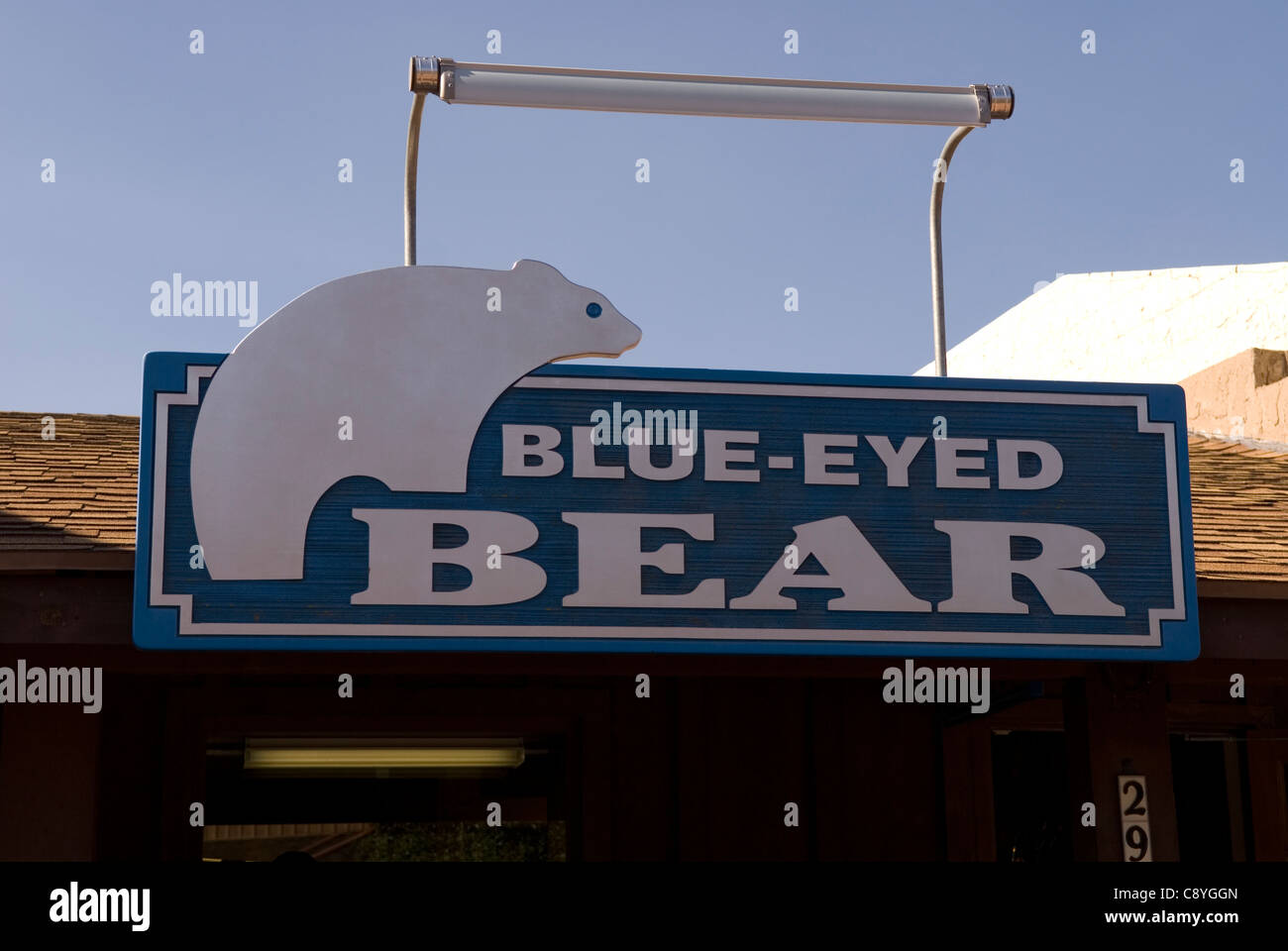 Blue Eyed Bear Sign Sedona Arizona USA Foto Stock