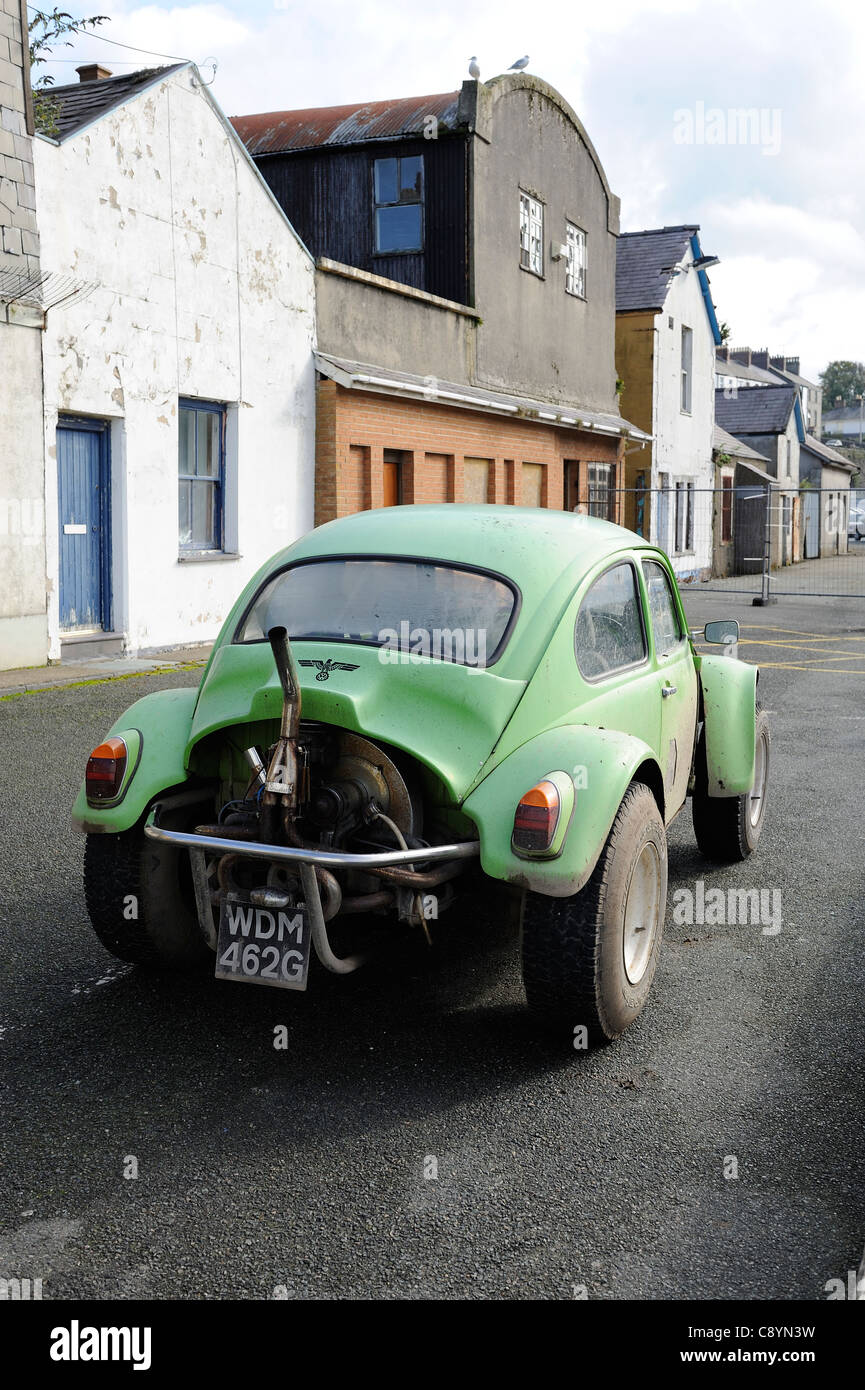 Volkswagen maggiolino verde caernarfon gwynedd in Galles Foto Stock