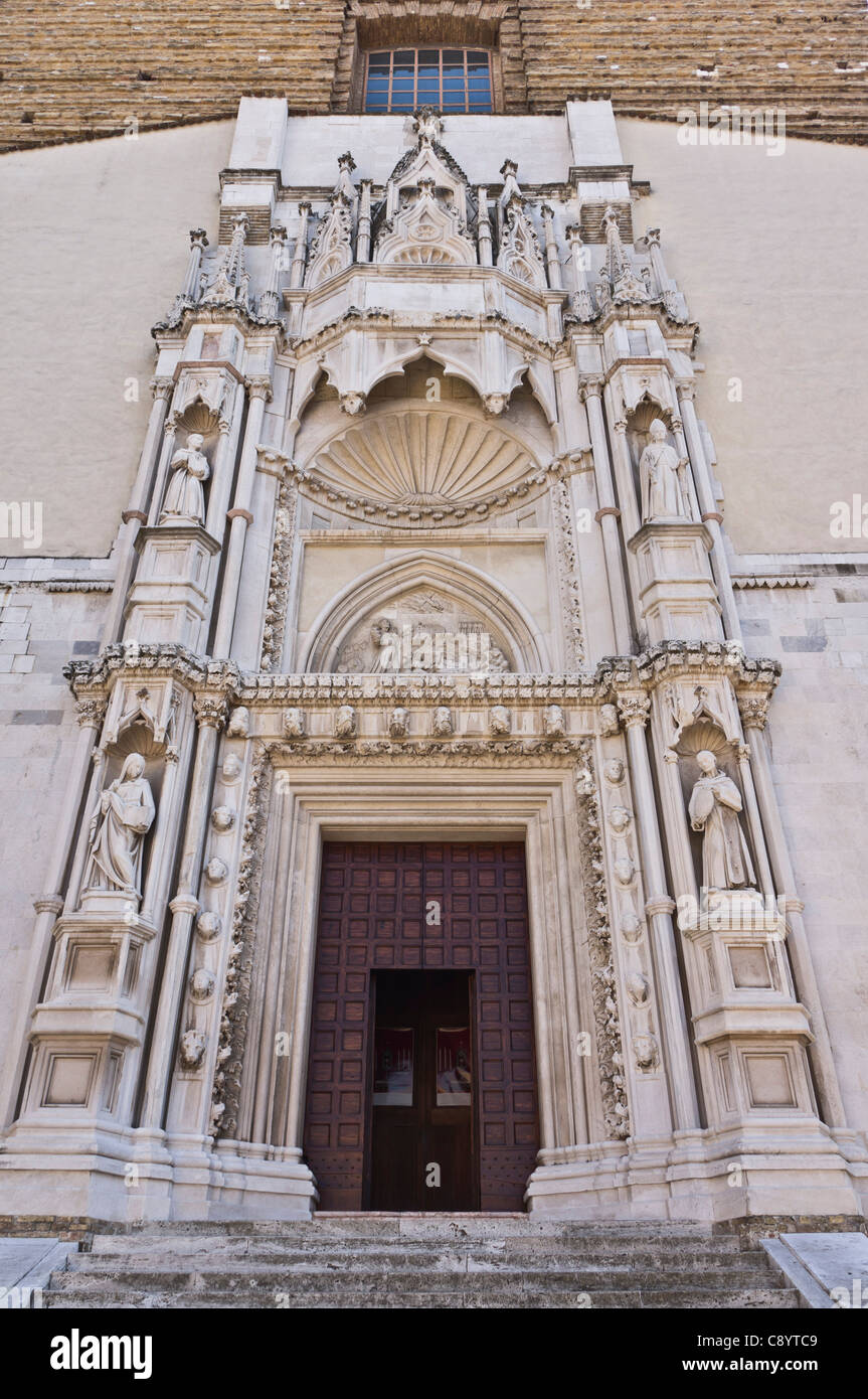 Ancona Italia - Chiesa di San Francesco alla scala, del XV secolo, portale da Giorgio Orsini da Sebenico. Foto Stock
