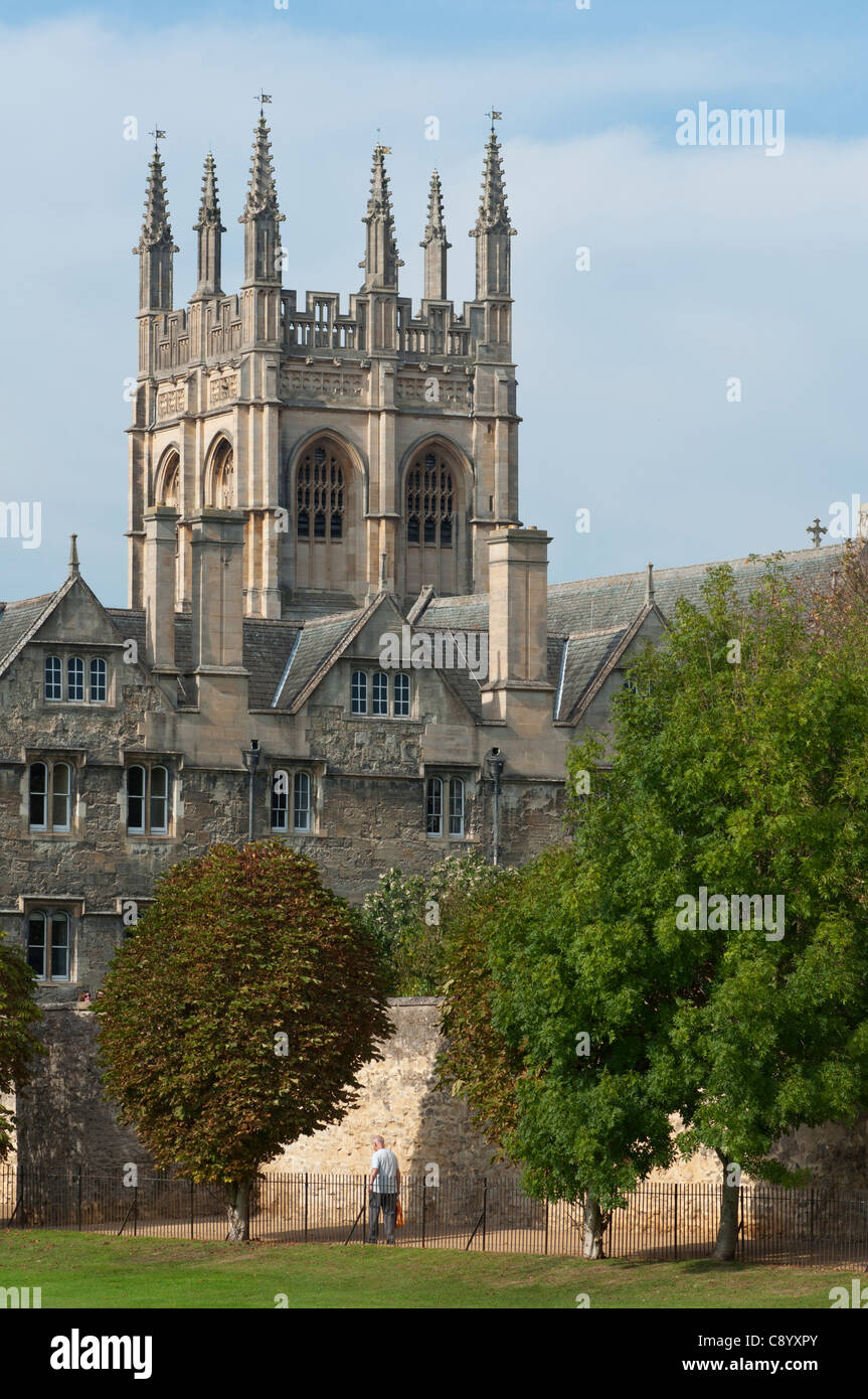 Torre di Merton College Chapel Oxford in Inghilterra. Foto Stock