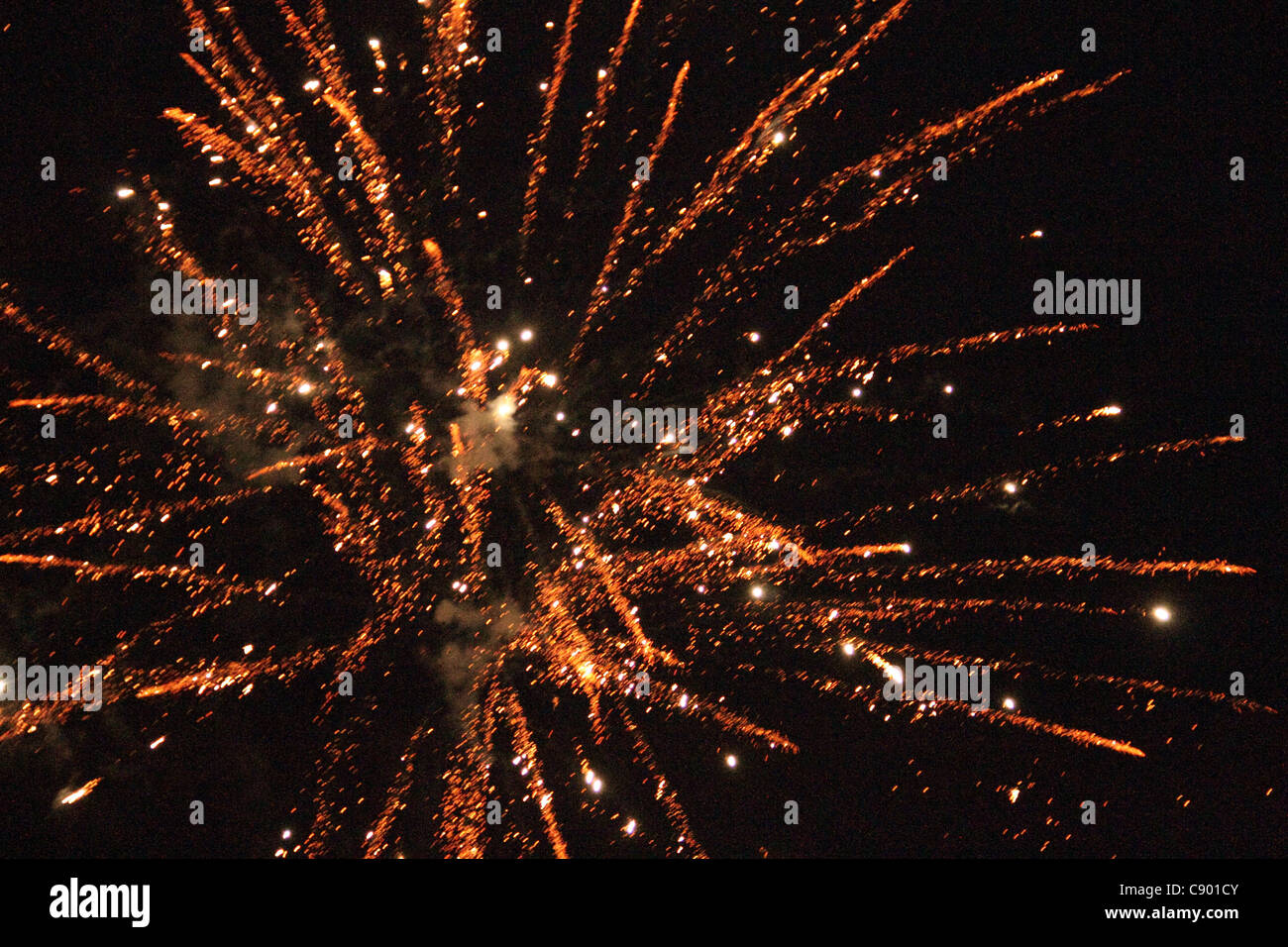 Il fuoco funziona in azione il 4 luglio Foto Stock