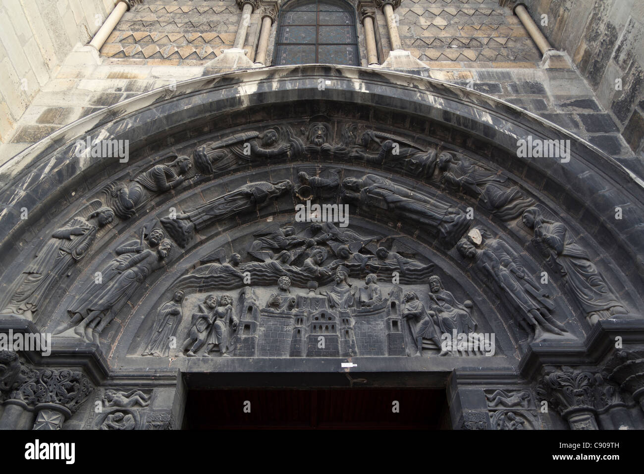 Esterno della Basilica di Saint-Denis, Saint Denis, Ile de France, Francia Foto Stock