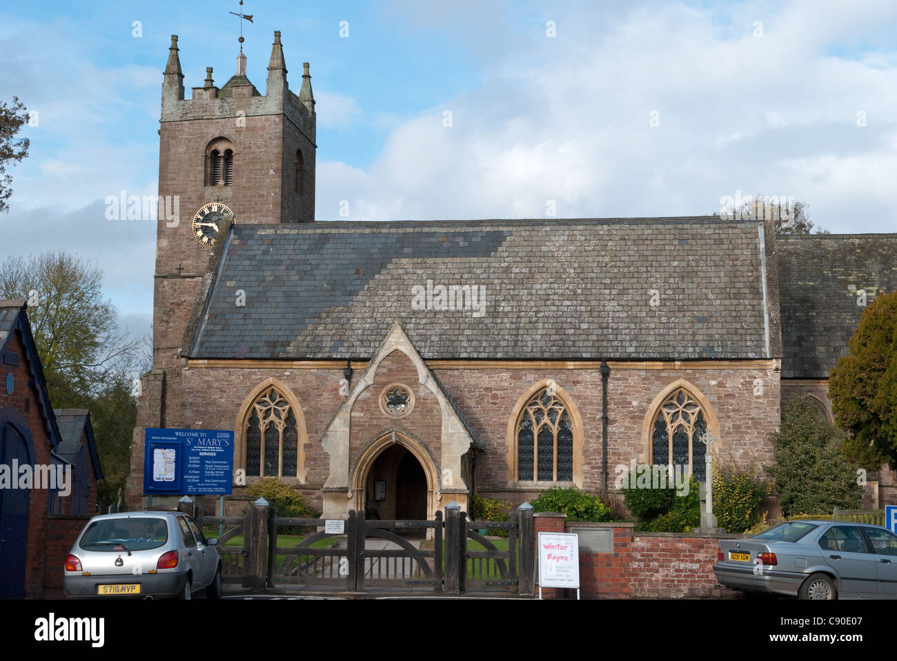 La pieve di santa Maria nella storica città mercato di Tenbury Wells in worcestershire Foto Stock